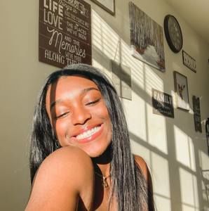 Meet your Posher, Trinity